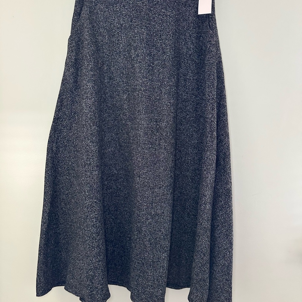 Elegant Gray Women's Skirt - Picture 1 of 7